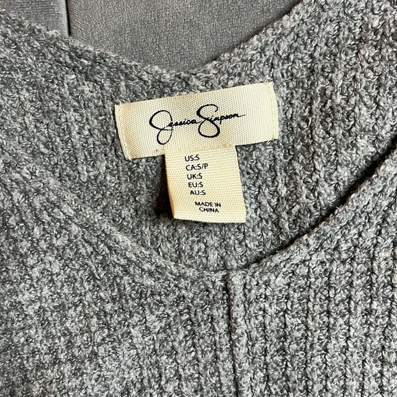 Jessica Simpson: Gray V-Neck Sweater - Picture 2 of 6